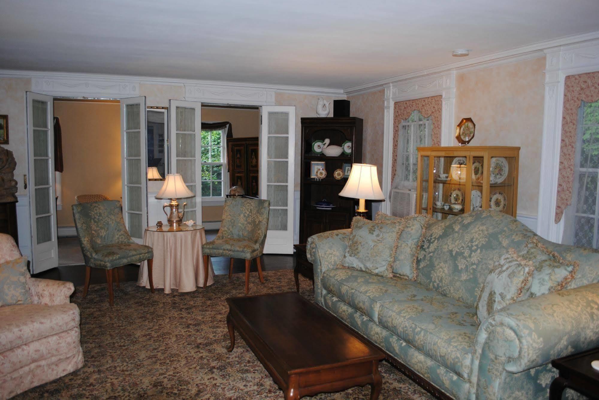 The Inn At Stockbridge Εξωτερικό φωτογραφία